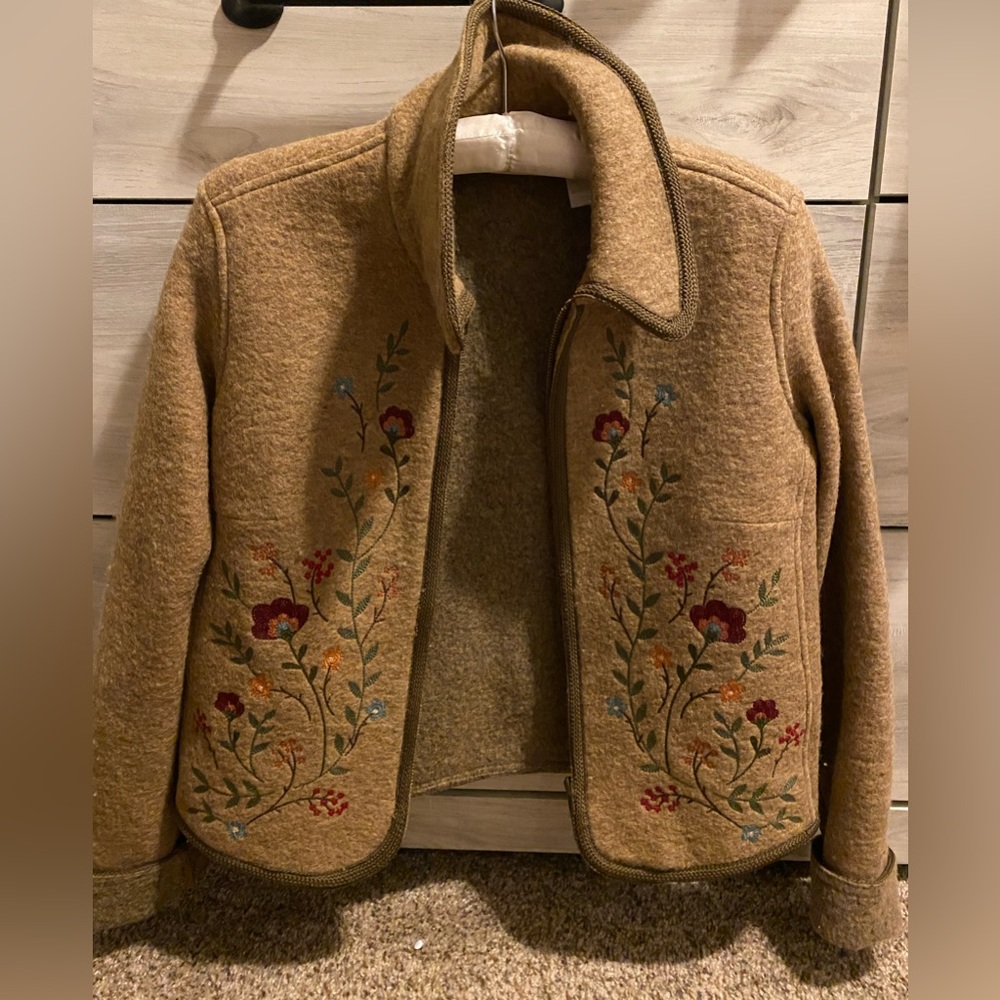 Liz Claiborne camel colored wool jacket